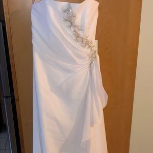 Alfred Angelo strapless wedding dress
